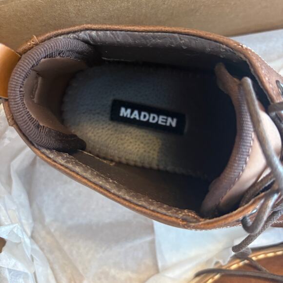 Madden Mens M-BRAWLY Chukka Boots 9.5 Brown Tan NWT Lace Oxford Steve